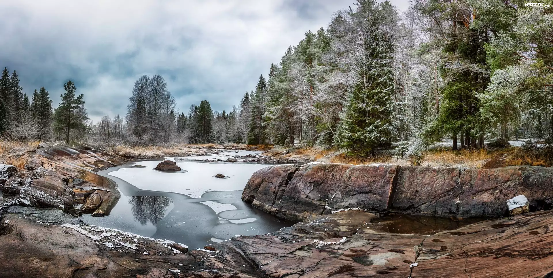 Finlandia, Koitelin, Rzeka Kiiminkijoki, Kamienie, Las, Skały, Drzewa