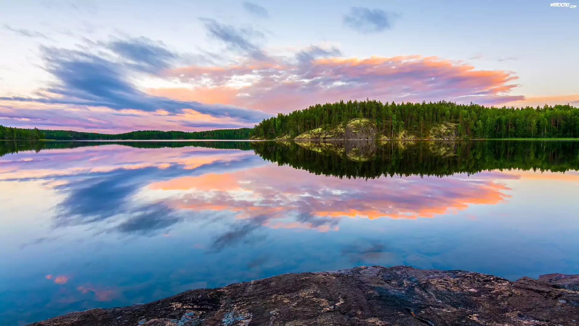 Jezioro, Saimaa Lake, Lasy, Drzewa, Odbicie, Chmury, Finlandia