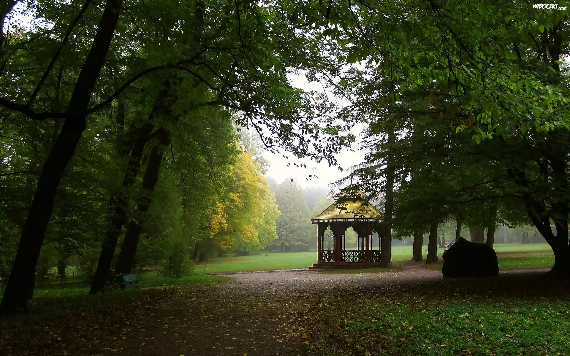 Lato, Park, Mgła, Altana