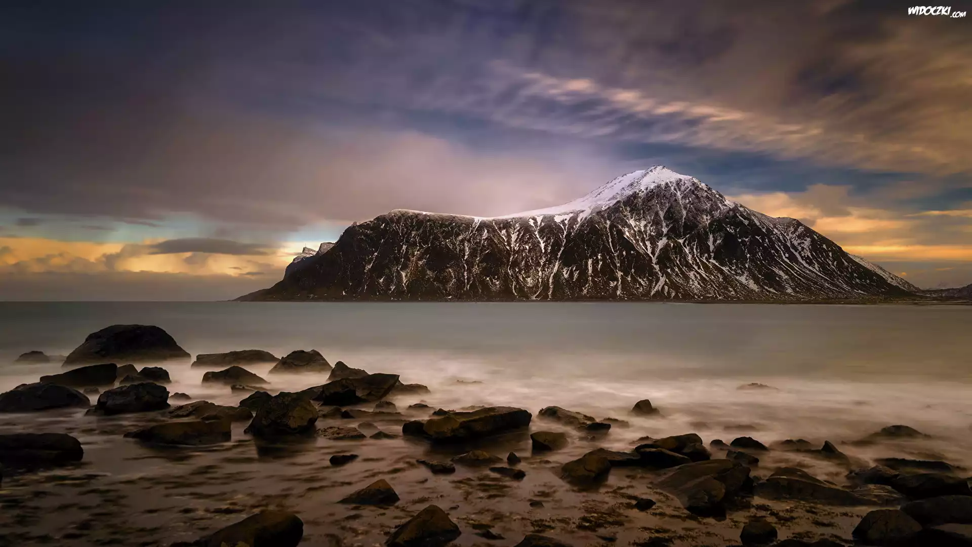 Norwegia, Lofoty, Góra, Szczyt Hustind, Kamienie, Morze Norweskie