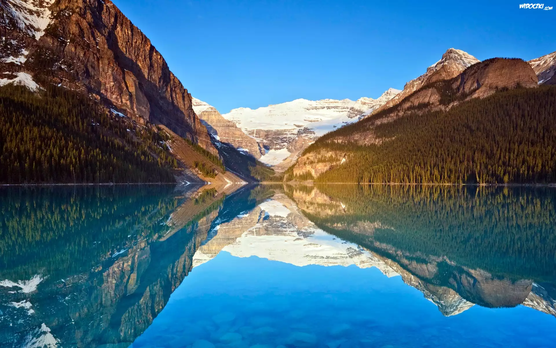 Jezioro Lake Louise, Park Narodowy Banff, Kanada, Góry, Odbicie