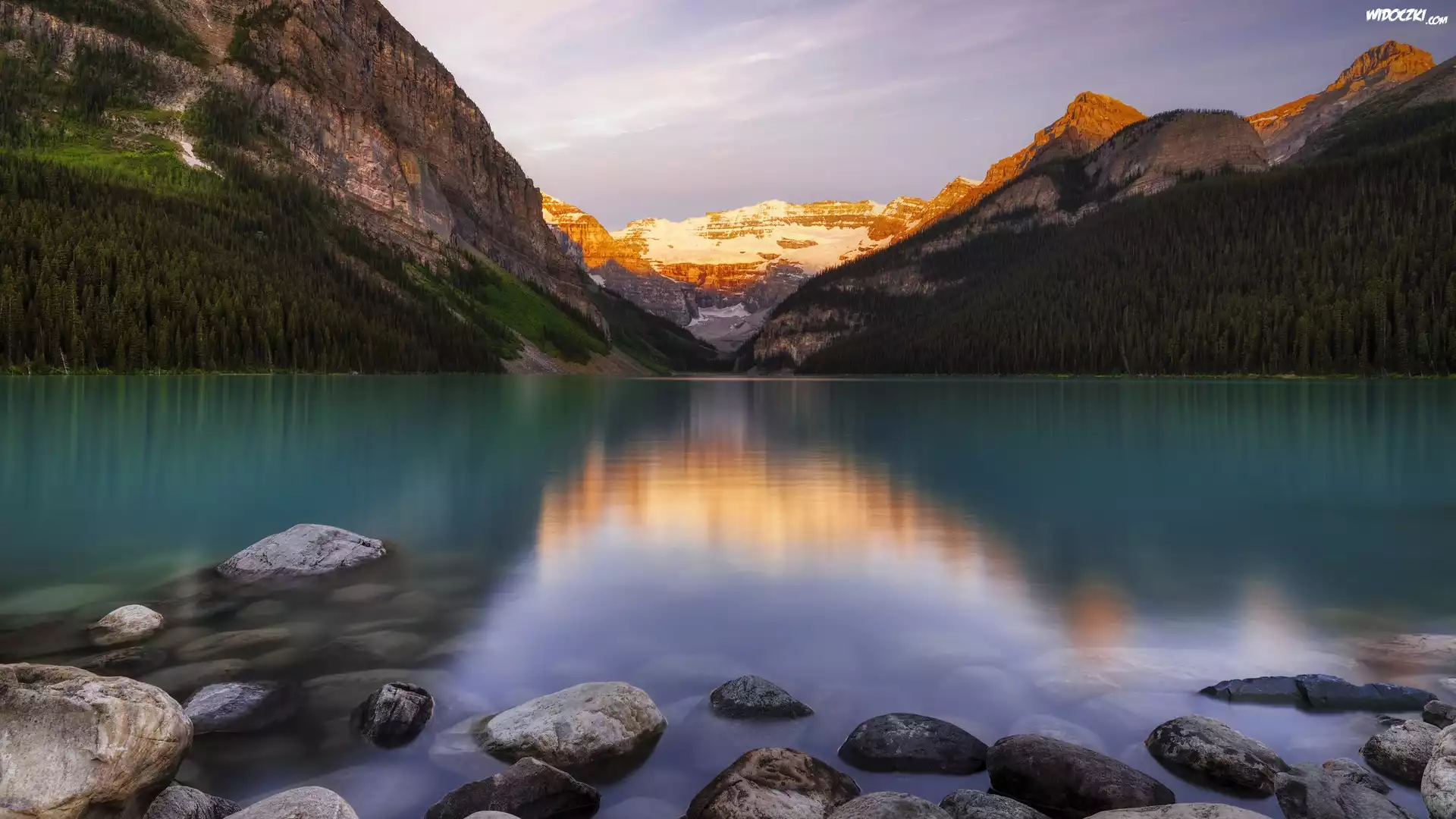 Jezioro, Lake Louise, Góry Skaliste, Kamienie, Park Narodowy Banff, Alberta, Kanada