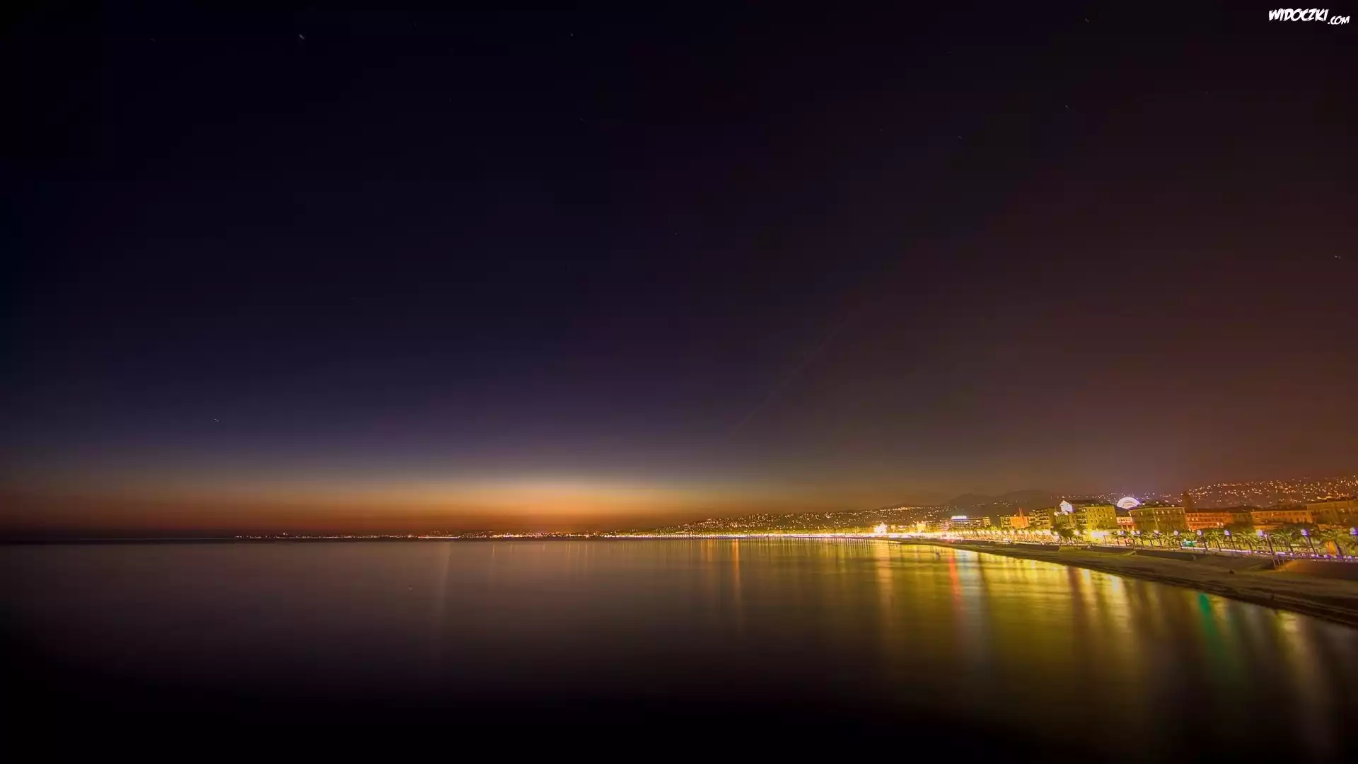 Miasto Nocą, Morze, Wybrzeże