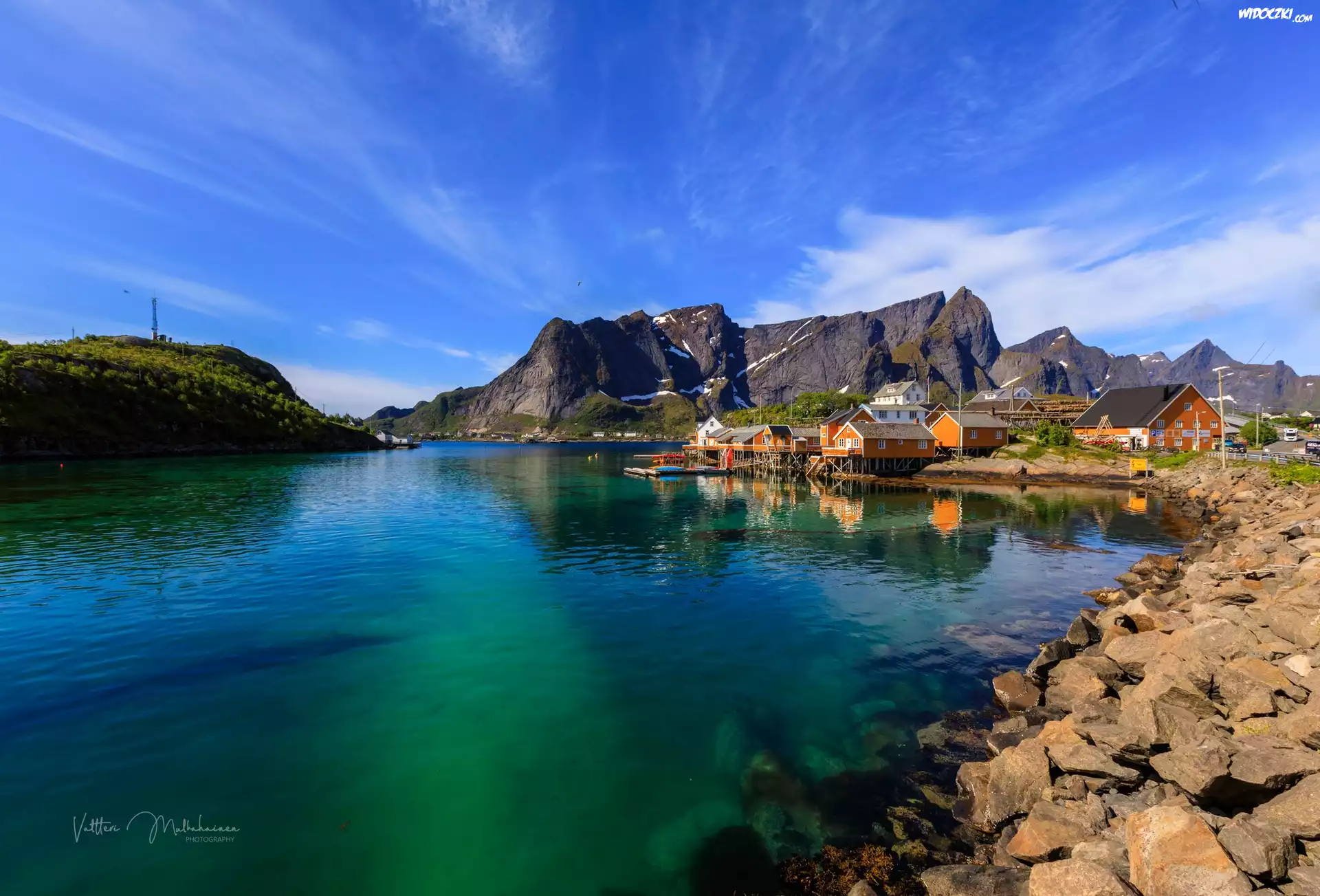 Norwegia, Lofoty, Góry, Domy, Morze Norweskie, Kamienie, Niebo