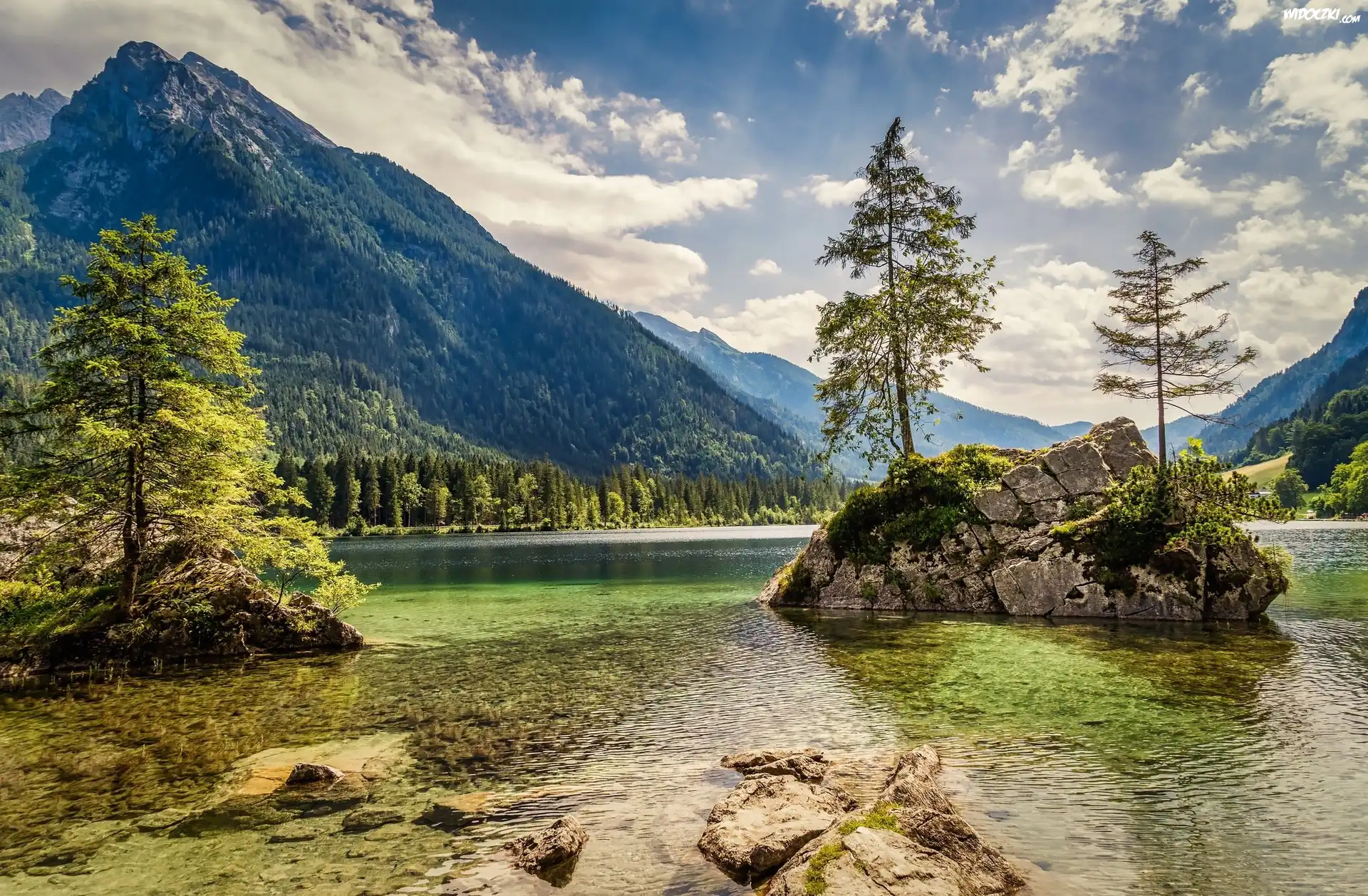 Jezioro Hintersee, Drzewa, Skały, Góry Alpy, Mgła, Domy, Bawaria, Niemcy