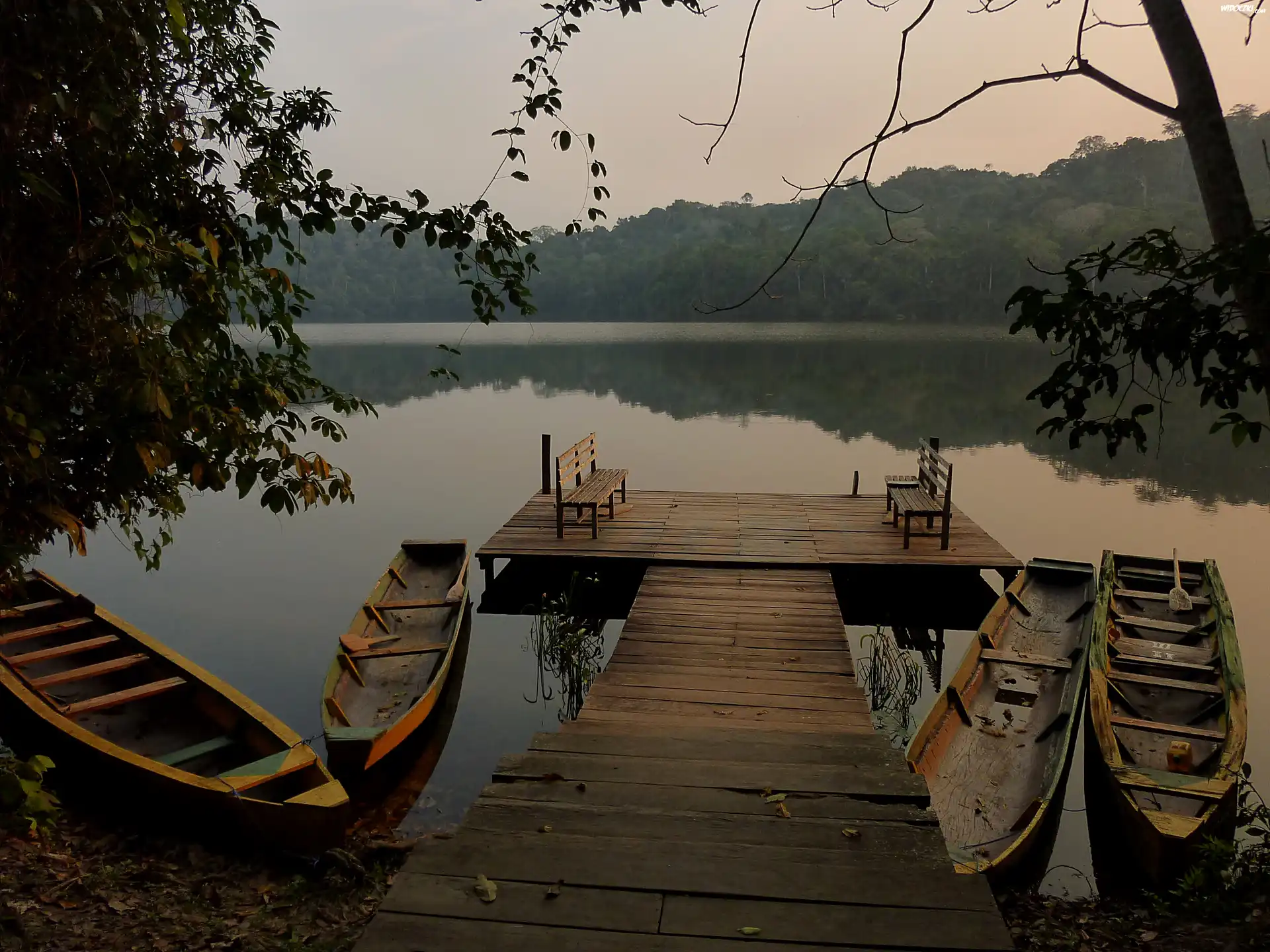 Łódki, Jezioro, Zmierzch, Pomost, Ławki, Drzewa