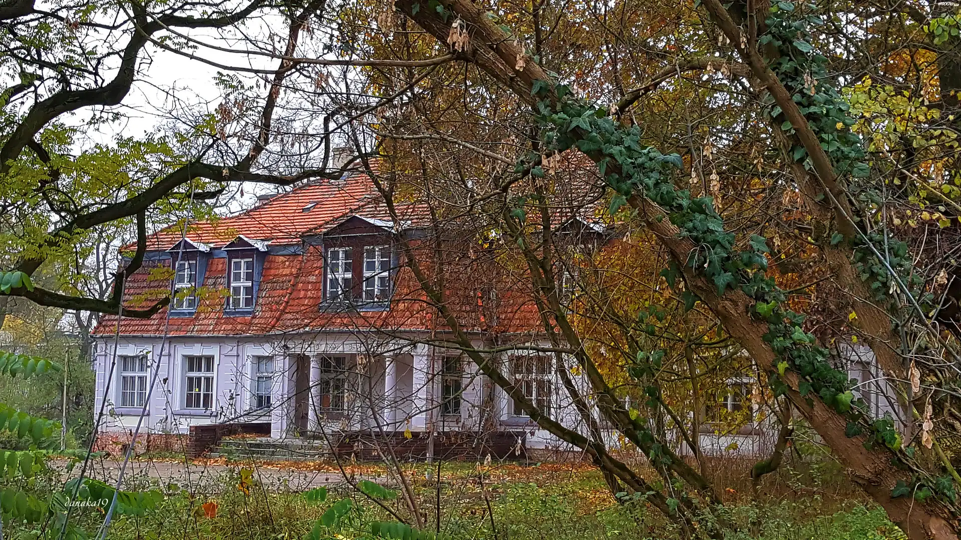 Odrestaurowany, Dworek, Park, Jesień