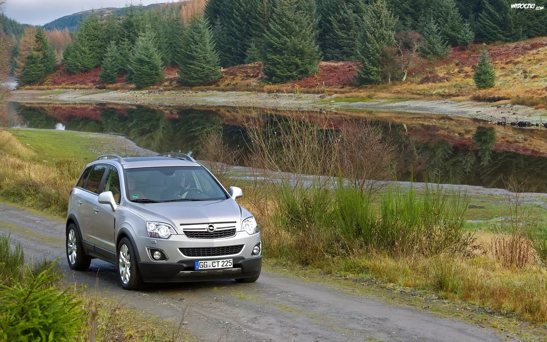Opel Antara, Droga, Las