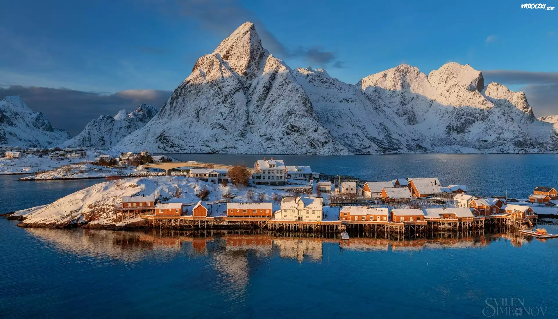Morze, Ośnieżone, Góry, Wioska Hamnoy, Domy, Lofoty, Norwegia