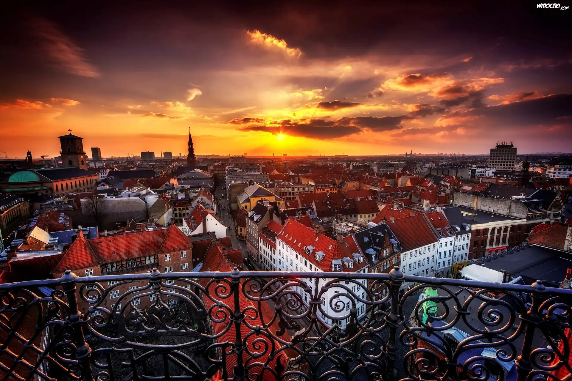 Panorama, Miasto