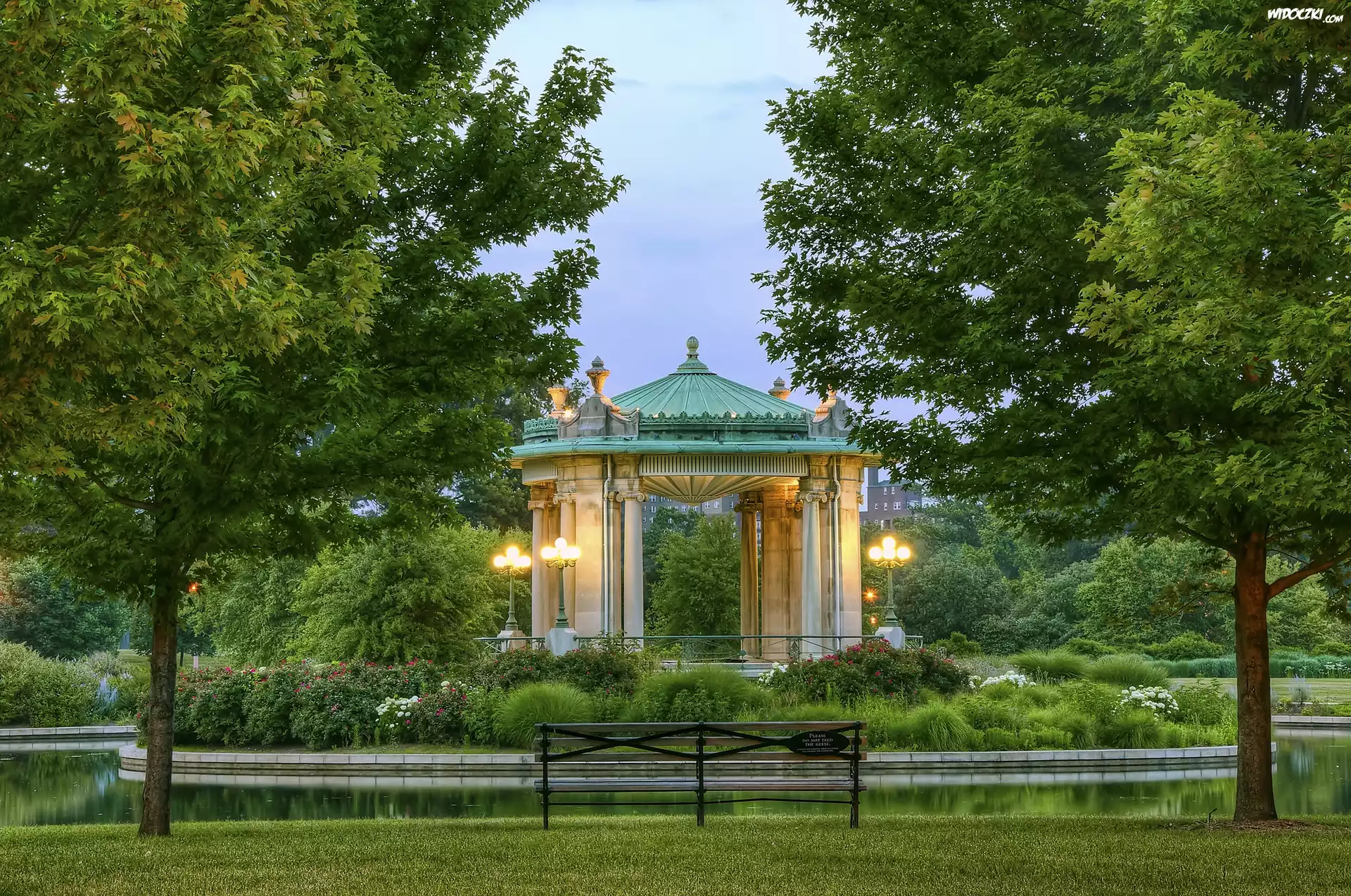 Park, Altana, Ławeczka, Staw, Drzewa, Kwiaty