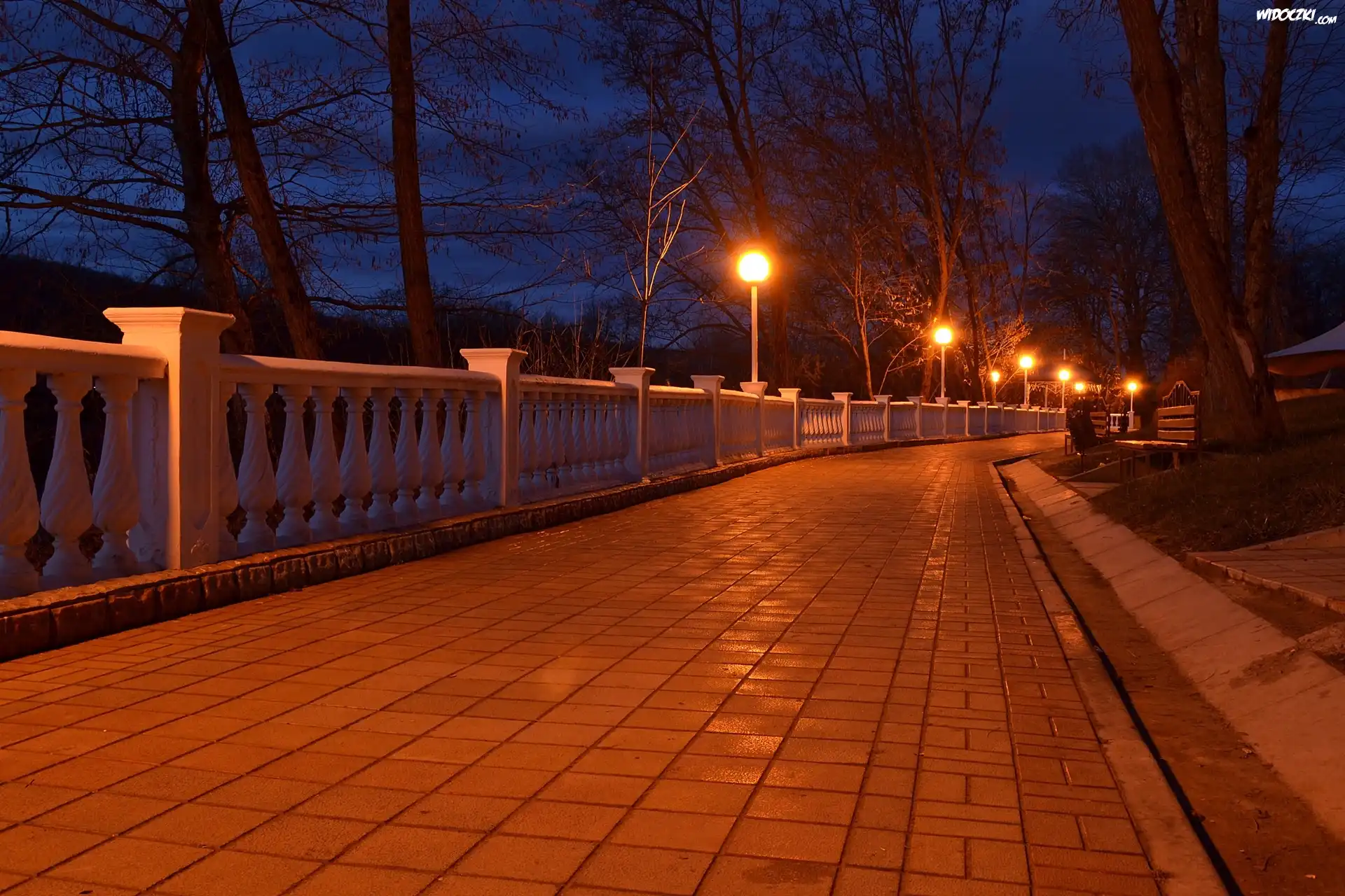 Park, Deptak, Lampy, Zmierzch
