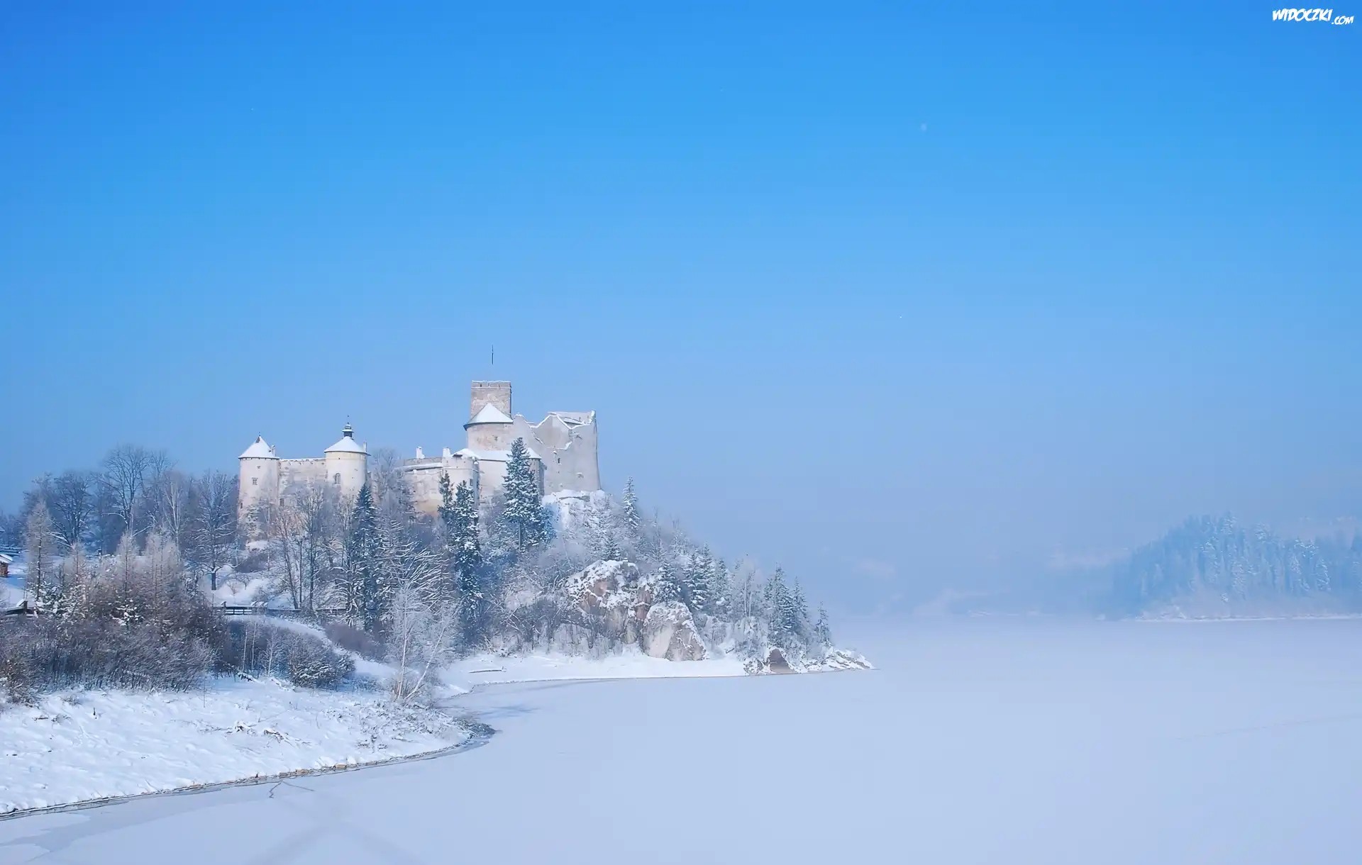Polska, Niedzica, Pieniny, Zamek Dunajec w Niedzicy, Zbiornik Czorsztyński, Jezioro, Zima
