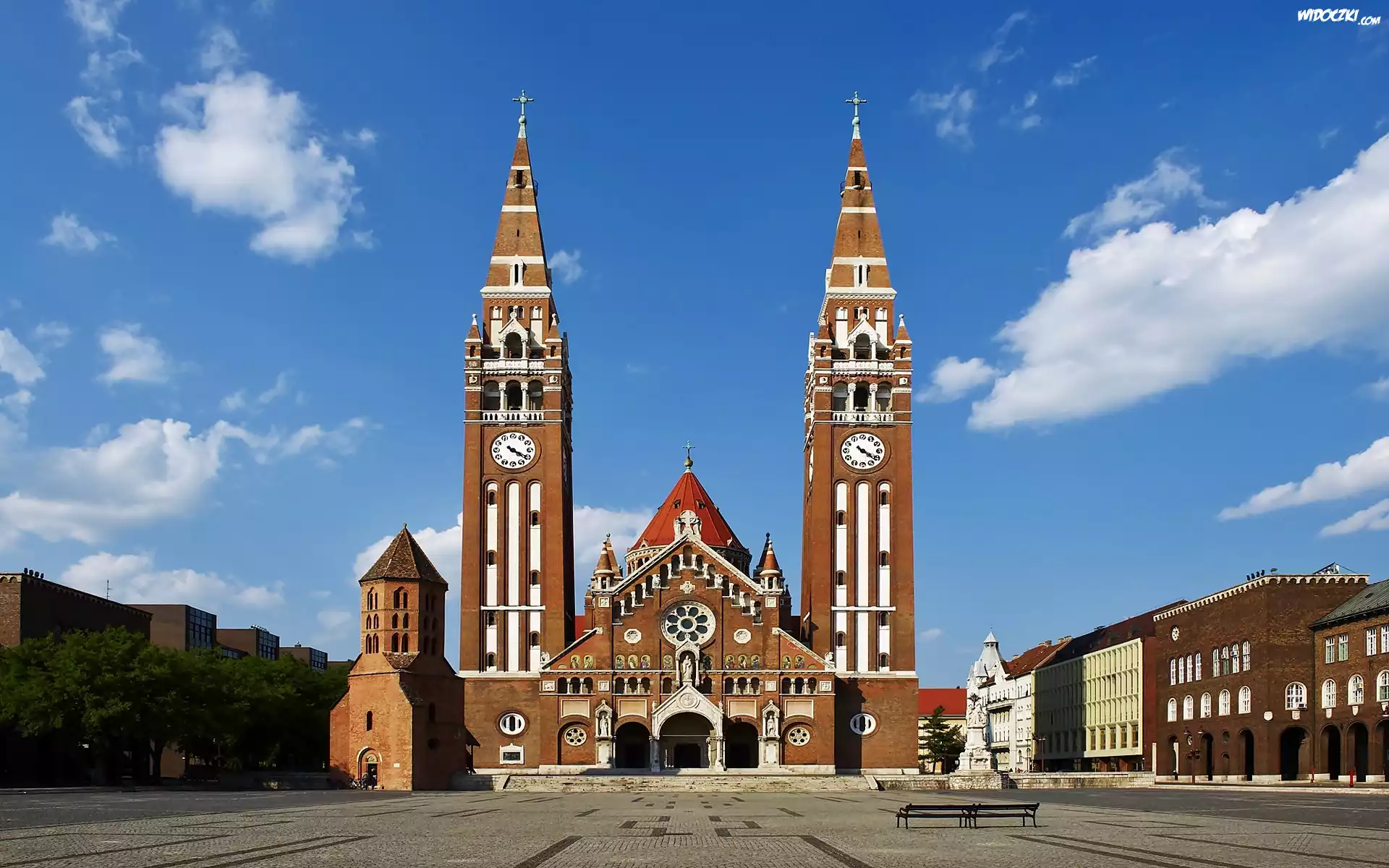 Plac, Kościół, Budynki, Drzewa