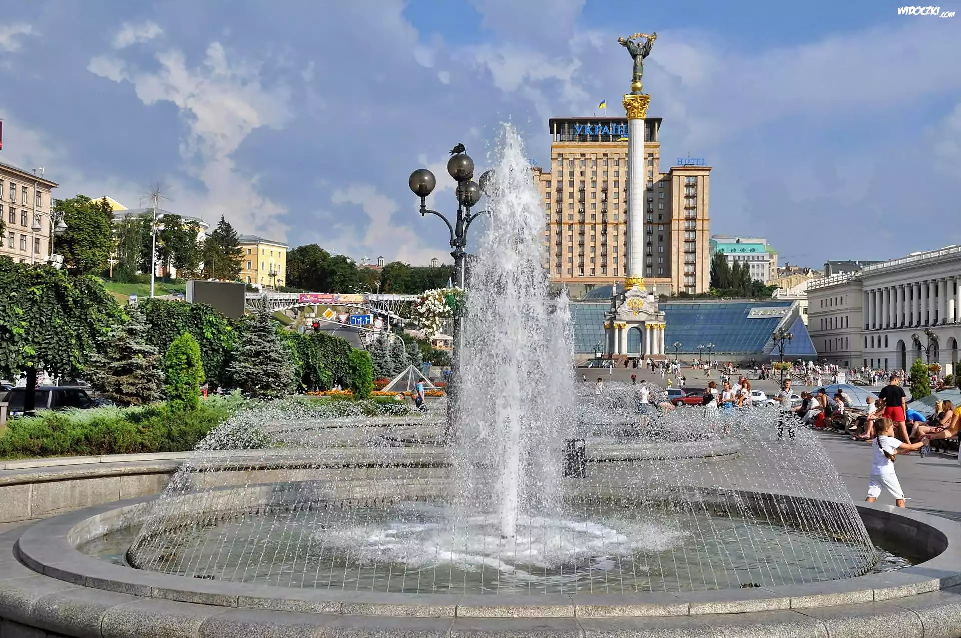 Plac, Niepodległości, Skwer, Fontanna