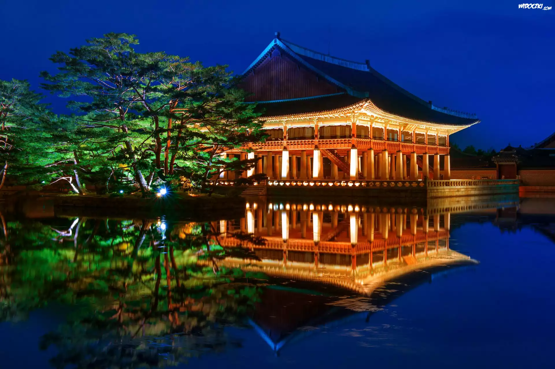 Pałac Gyeongbokgung, Noc, Drzewa, Staw, Odbicie, Seul, Korea Południowa