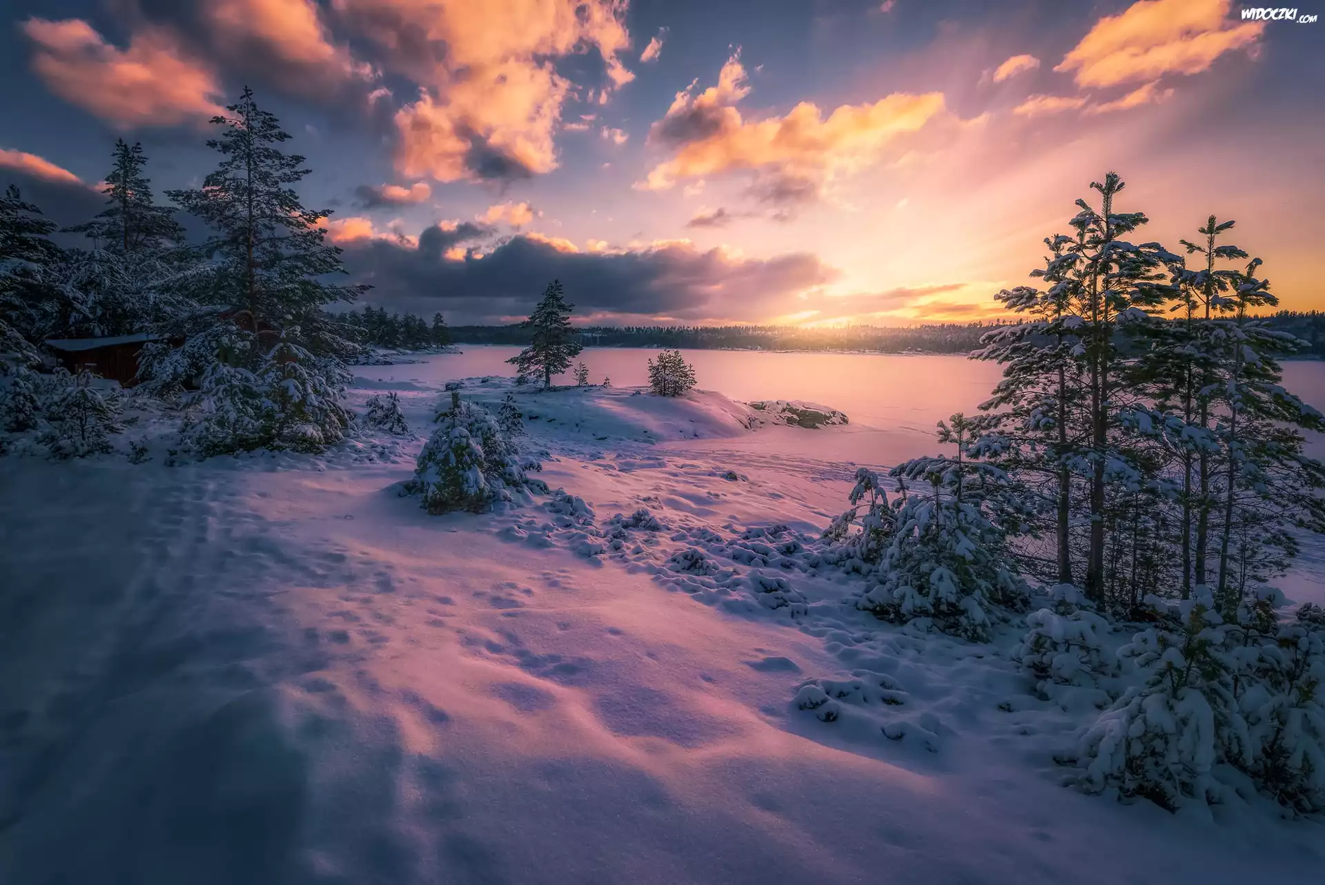 Norwegia, Gmina Ringerike, Zima, Zachód słońca, Jezioro, Las, Drzewa, Drewniany, Budynek