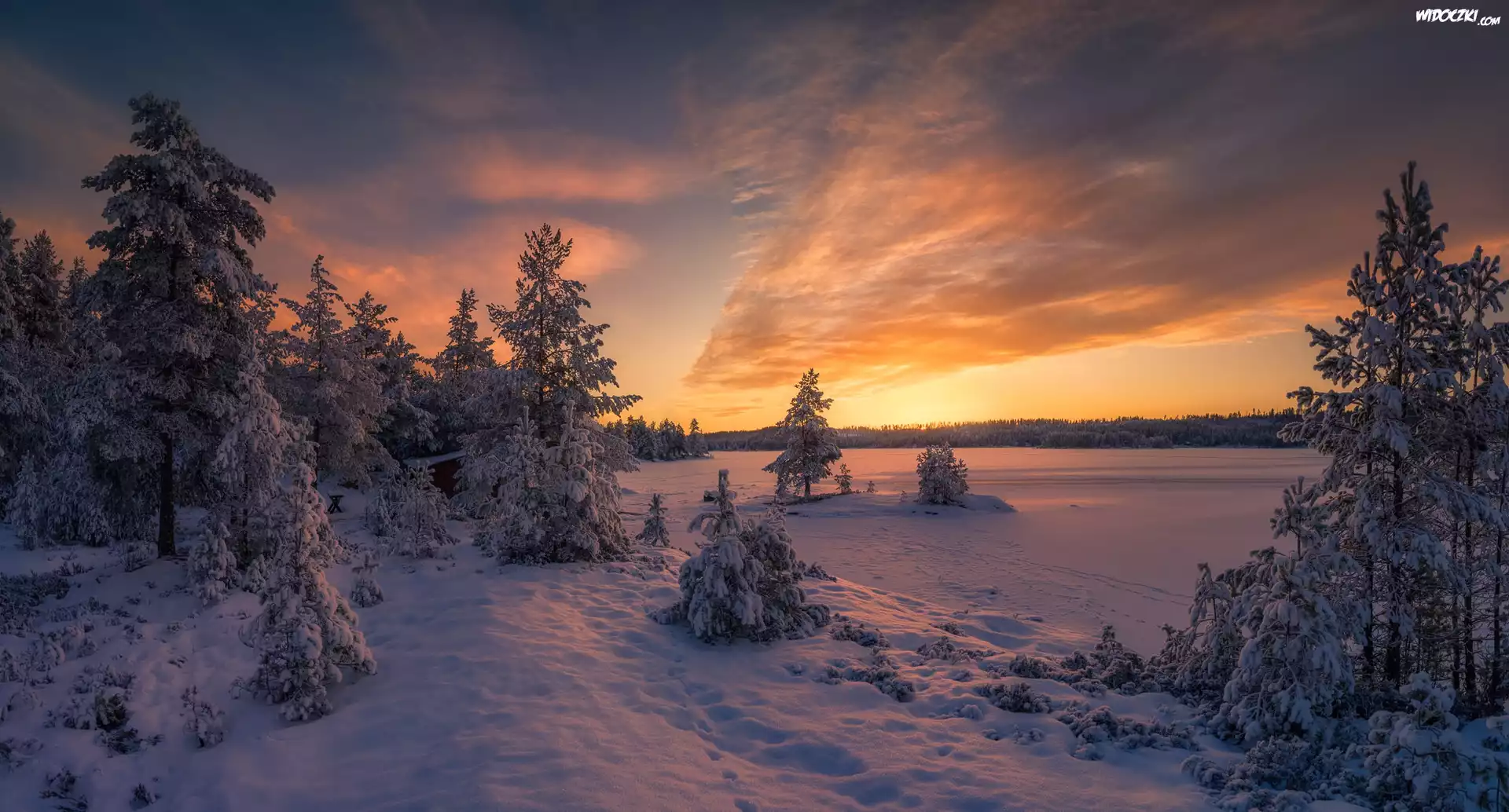 Norwegia, Gmina Ringerike, Zima, Zachód słońca, Zamarznięte, Jezioro, Las, Ośnieżone, Drzewa