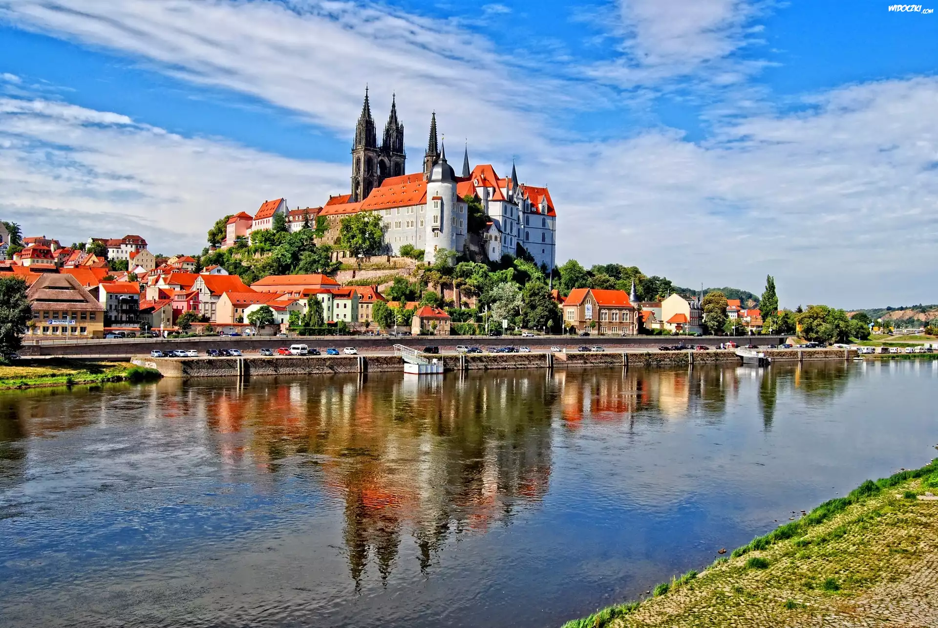 Rzeka, Zamek, Miasto, Czechy