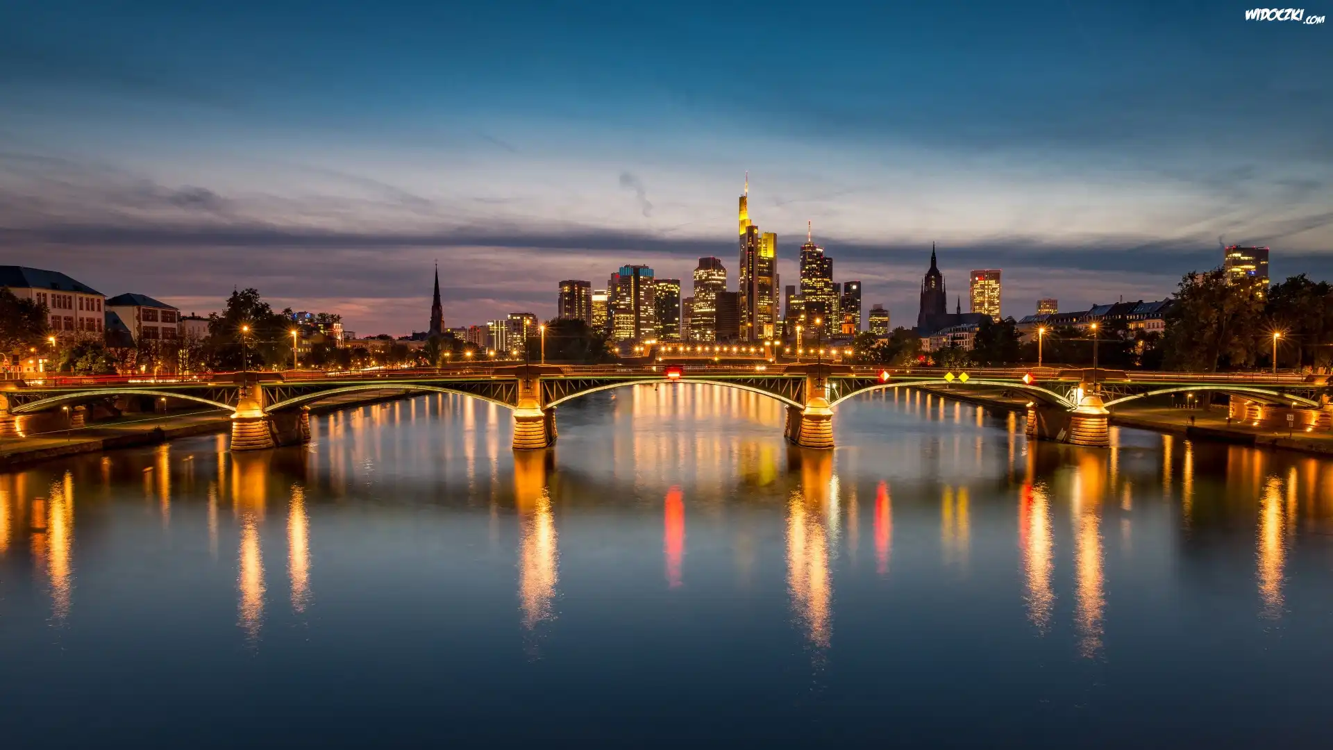Most, Rzeka Men, Wieczór, Frankfurt nad Menem, Niemcy