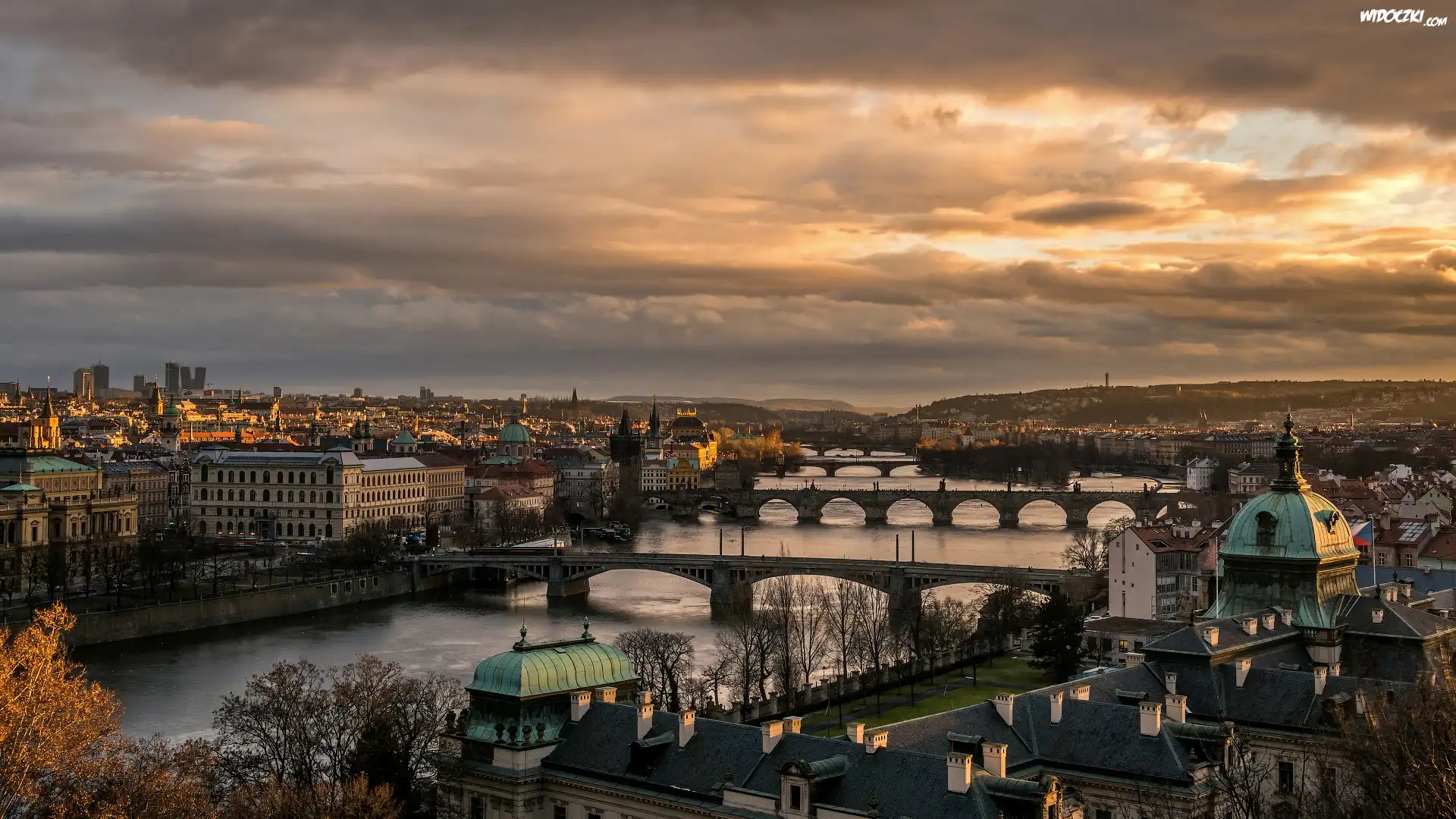 Rzeka Wełtawa, Mosty, Miasto, Praga, Czechy