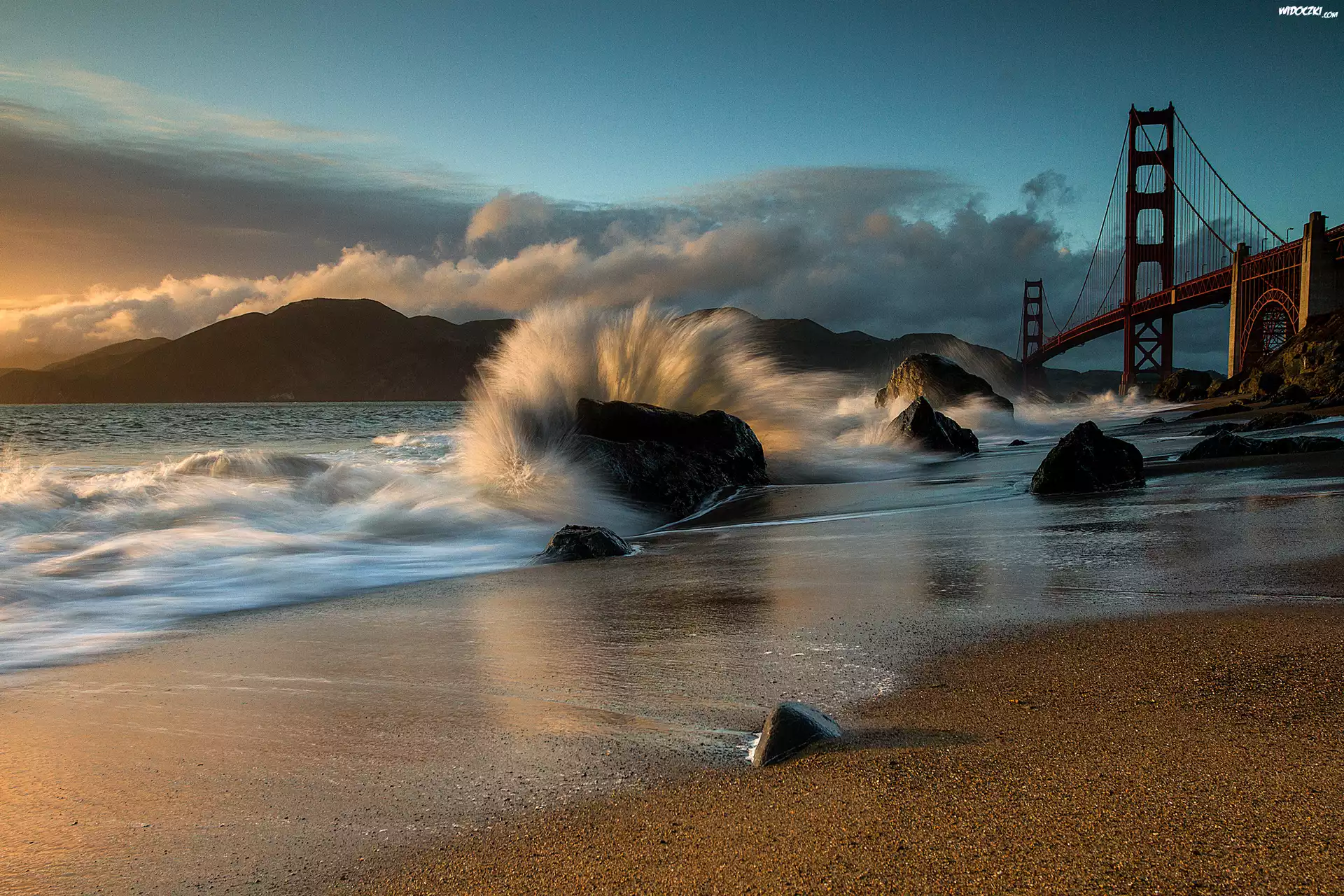 San Francisco, Most Golden Gate, Fala
