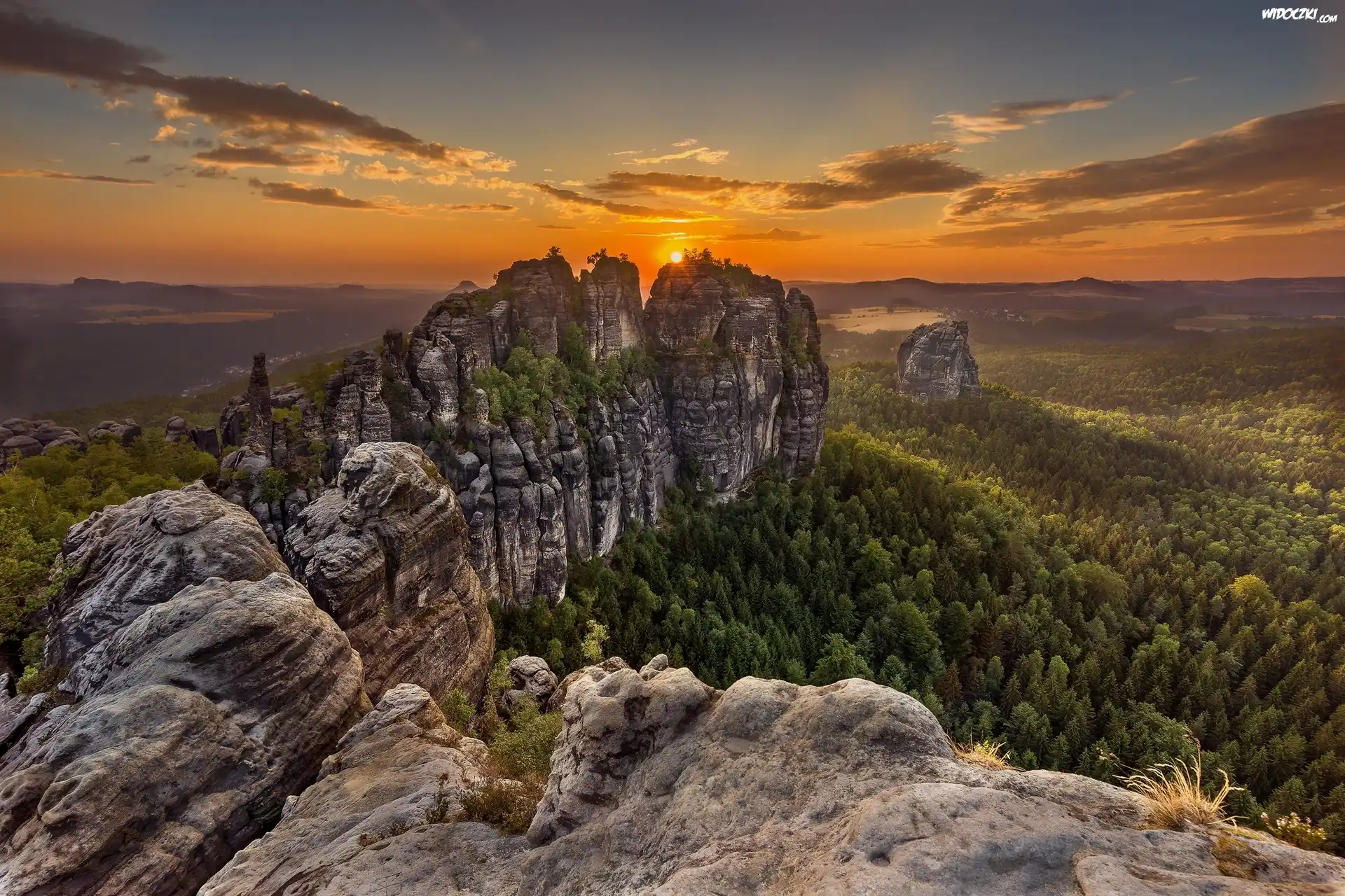 Park Narodowy Saskiej Szwajcarii, Skały Schrammsteine, Góry Połabskie, Niemcy, Zachód słońca