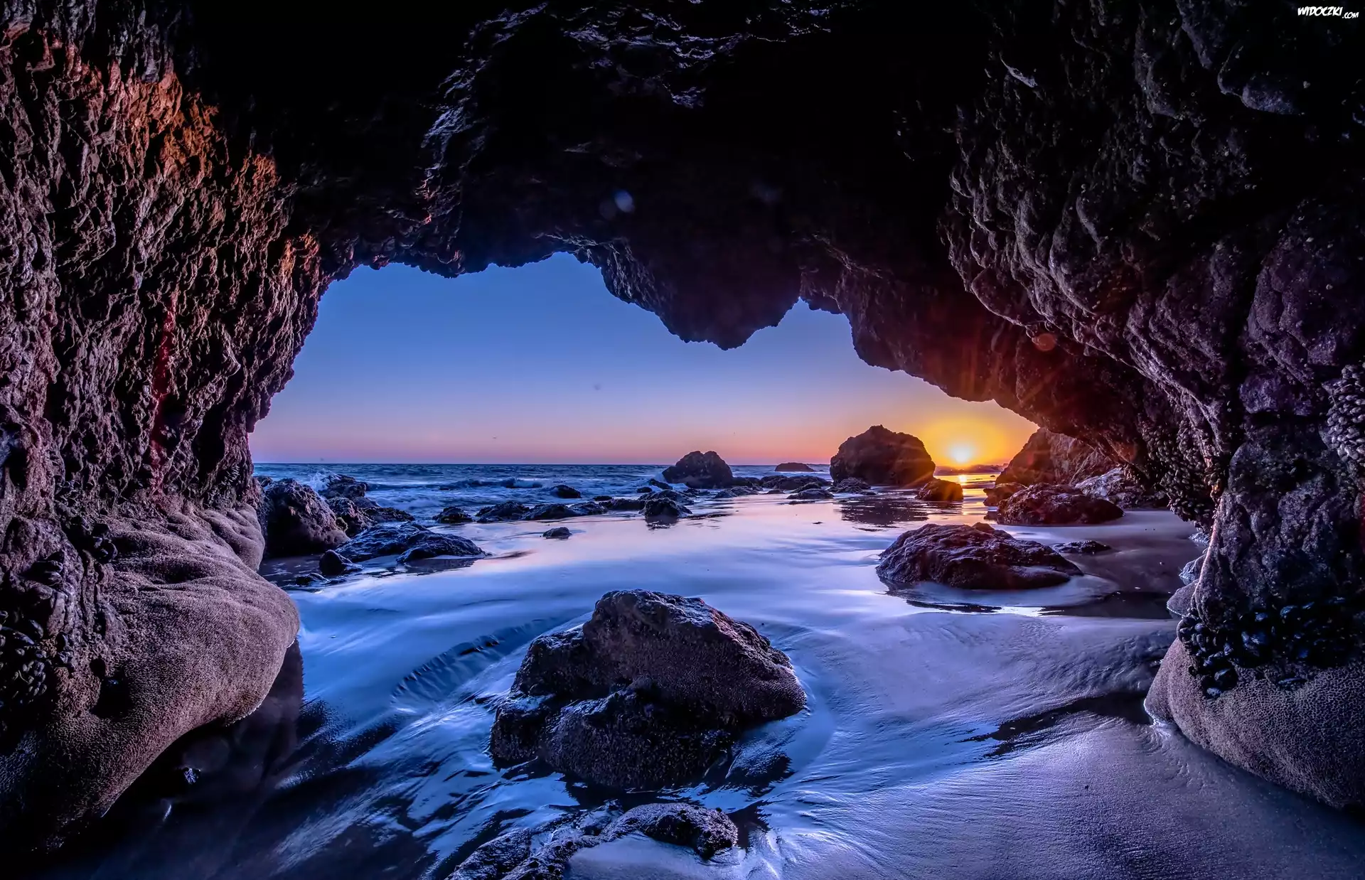 Zachód Słońca, Malibu