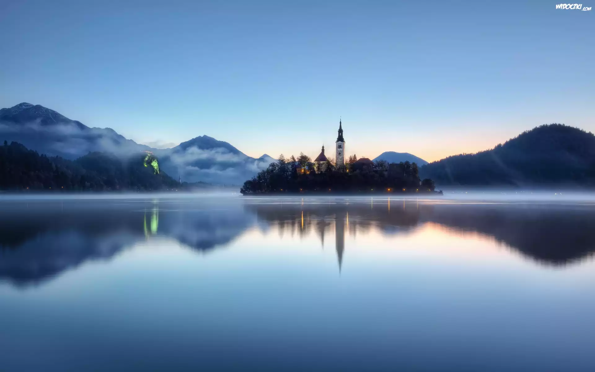 Słowenia, Bled, Zamek, Jezioro, Mgła, Góry
