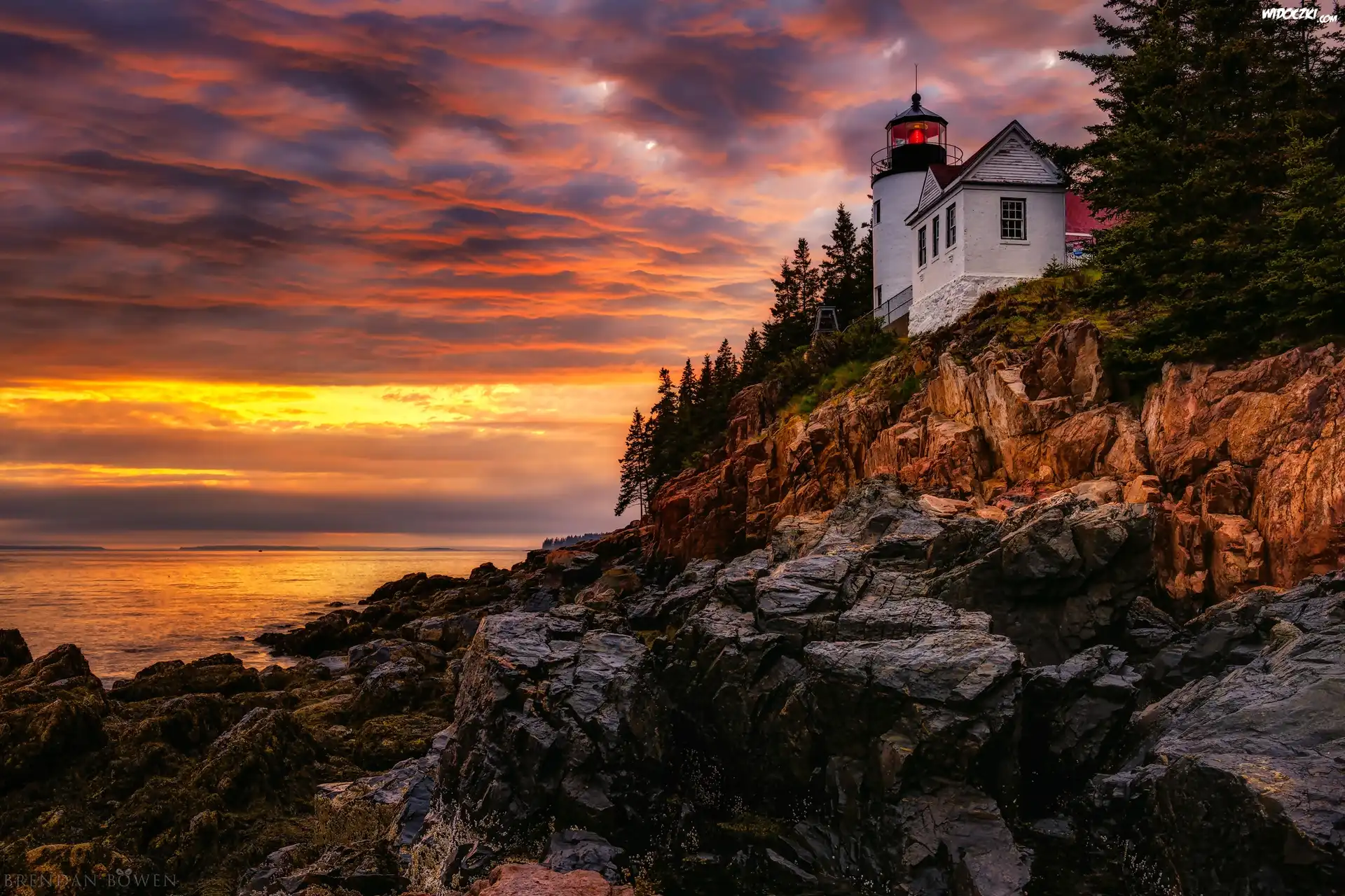 Stany Zjednoczone, Stan Maine, Park Narodowy Acadia, Bass Harbor, Latarnia morska, Morze, Skały, Zachód słońca