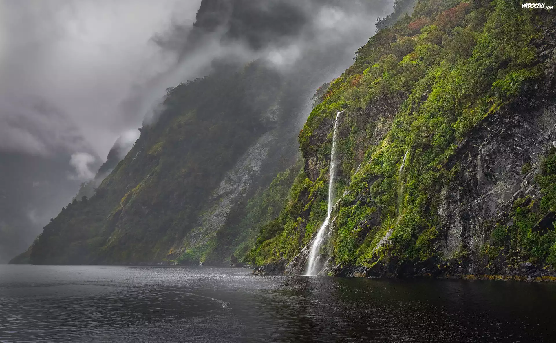 Góry, Mgła, Wodospad, Fiord, Doubtful Sound, Park Narodowy Fiordland, Nowa Zelandia