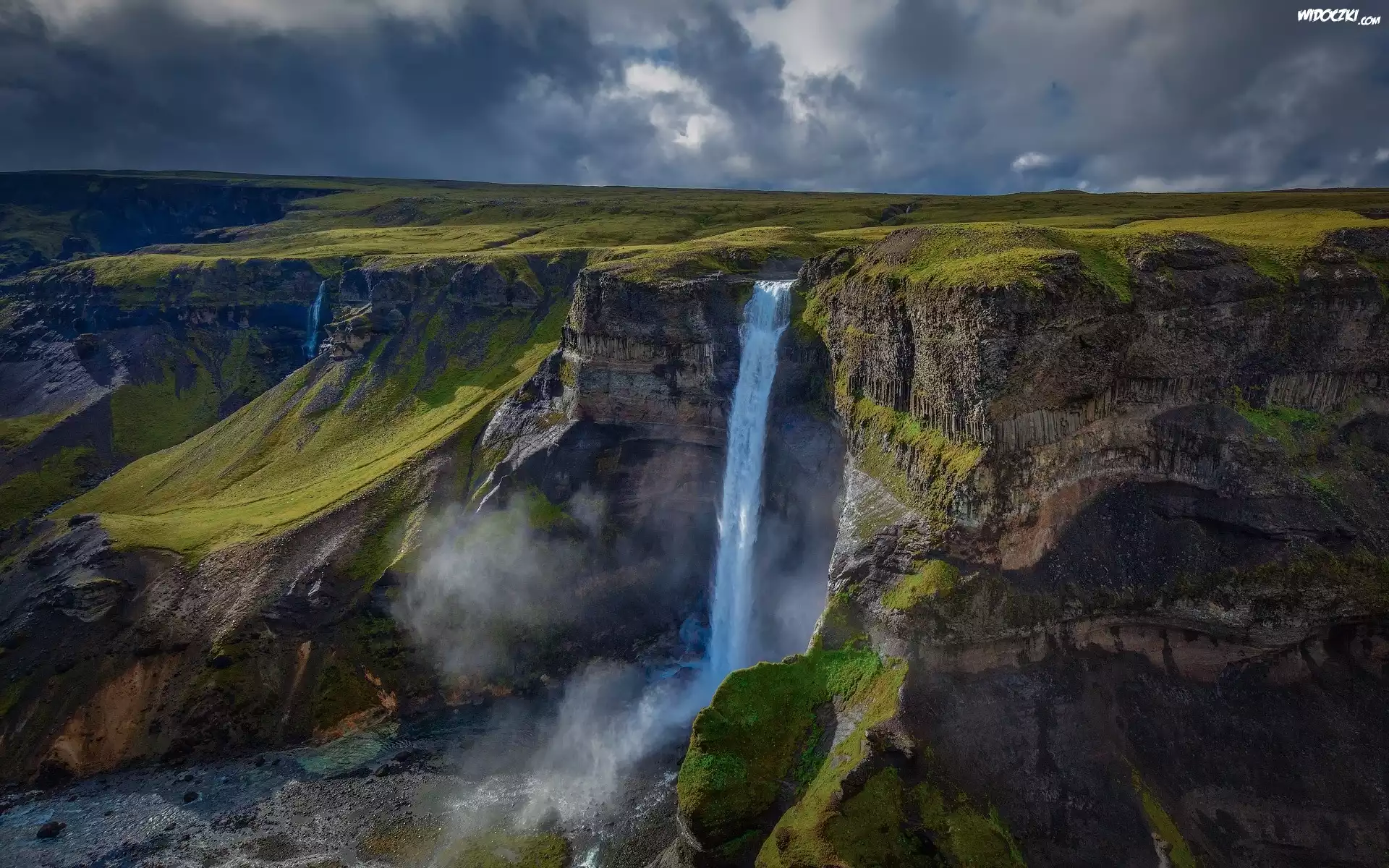 Wodospad Haifoss, Skały, Islandia