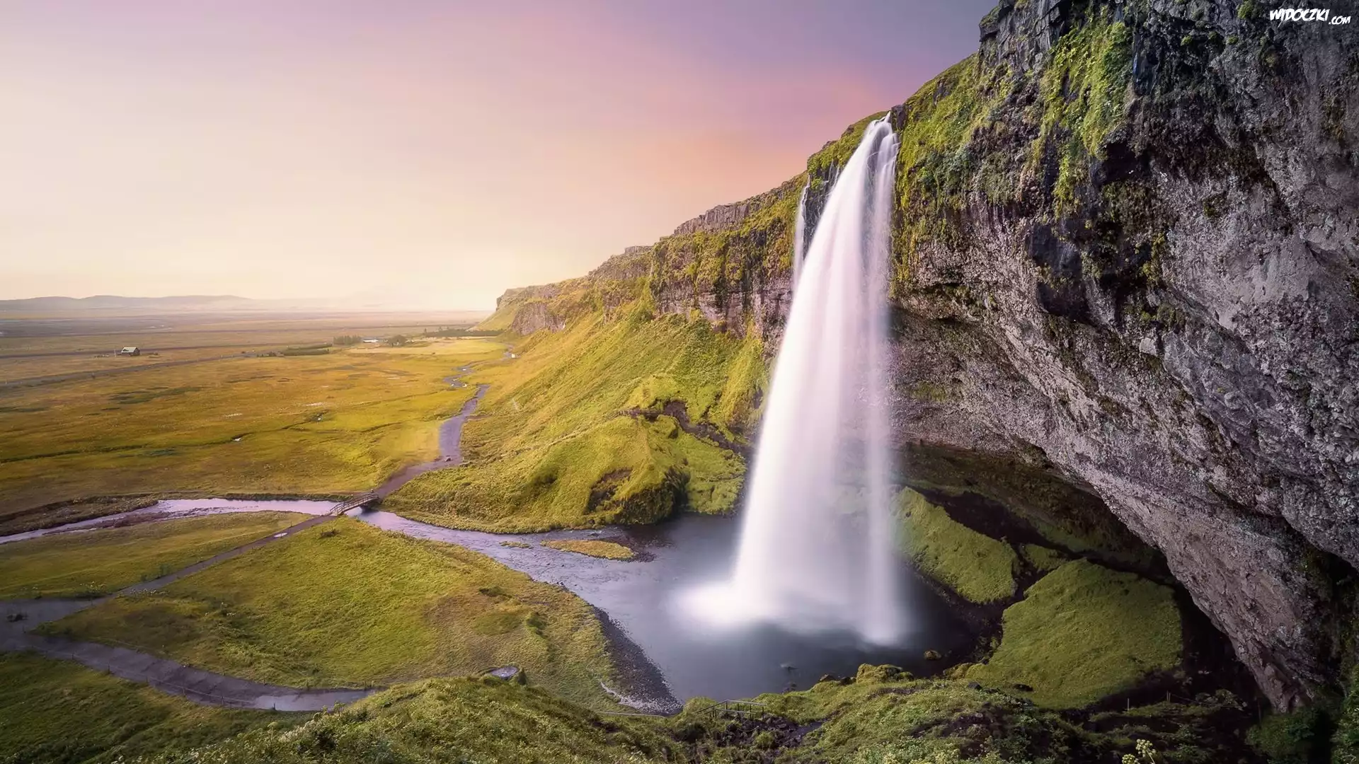 Wodospad Seljalandsfoss, Rzeka Seljalandsa, Skały, Islandia