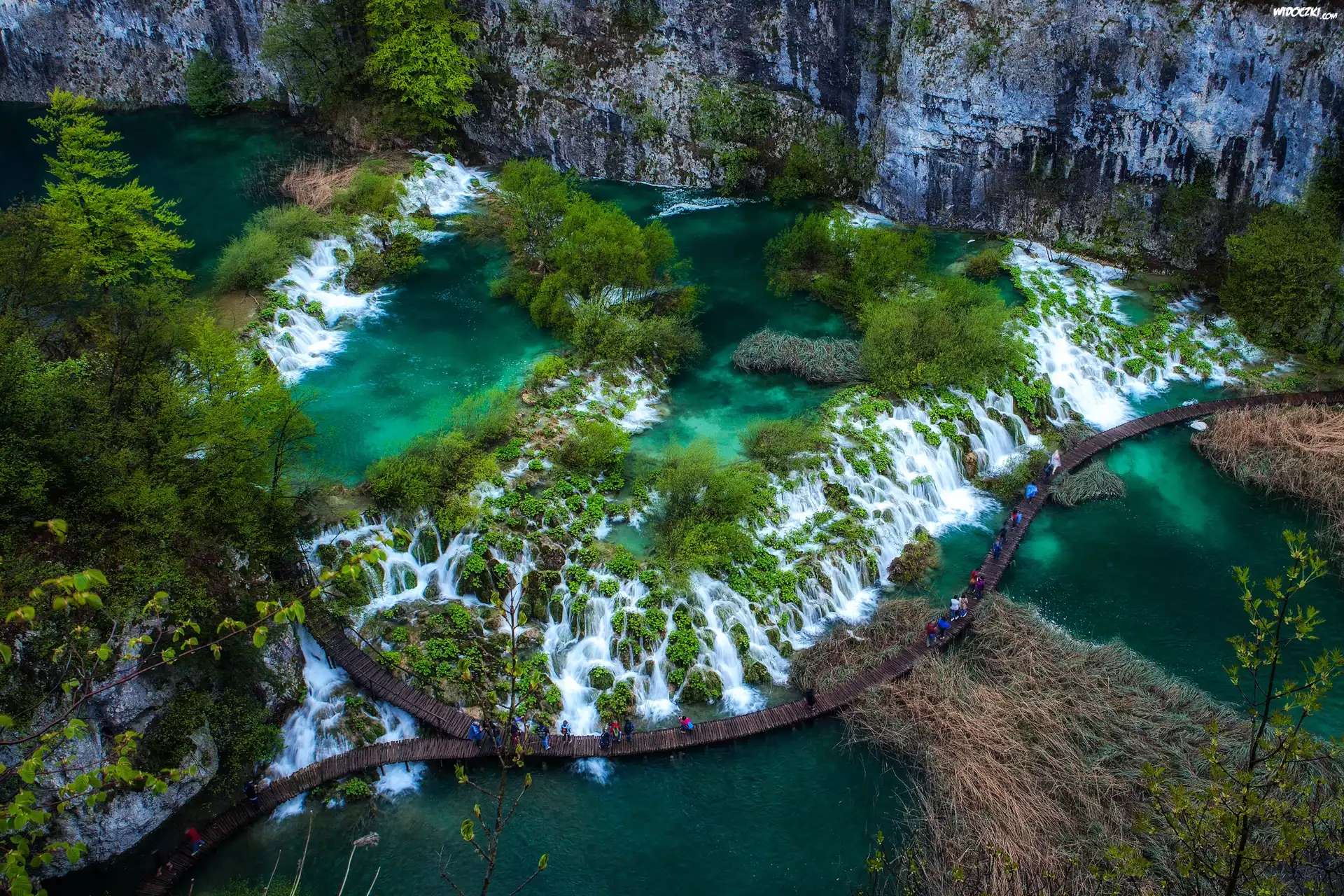 Wodospady, Skały, Mola spacerowe, Plitvice