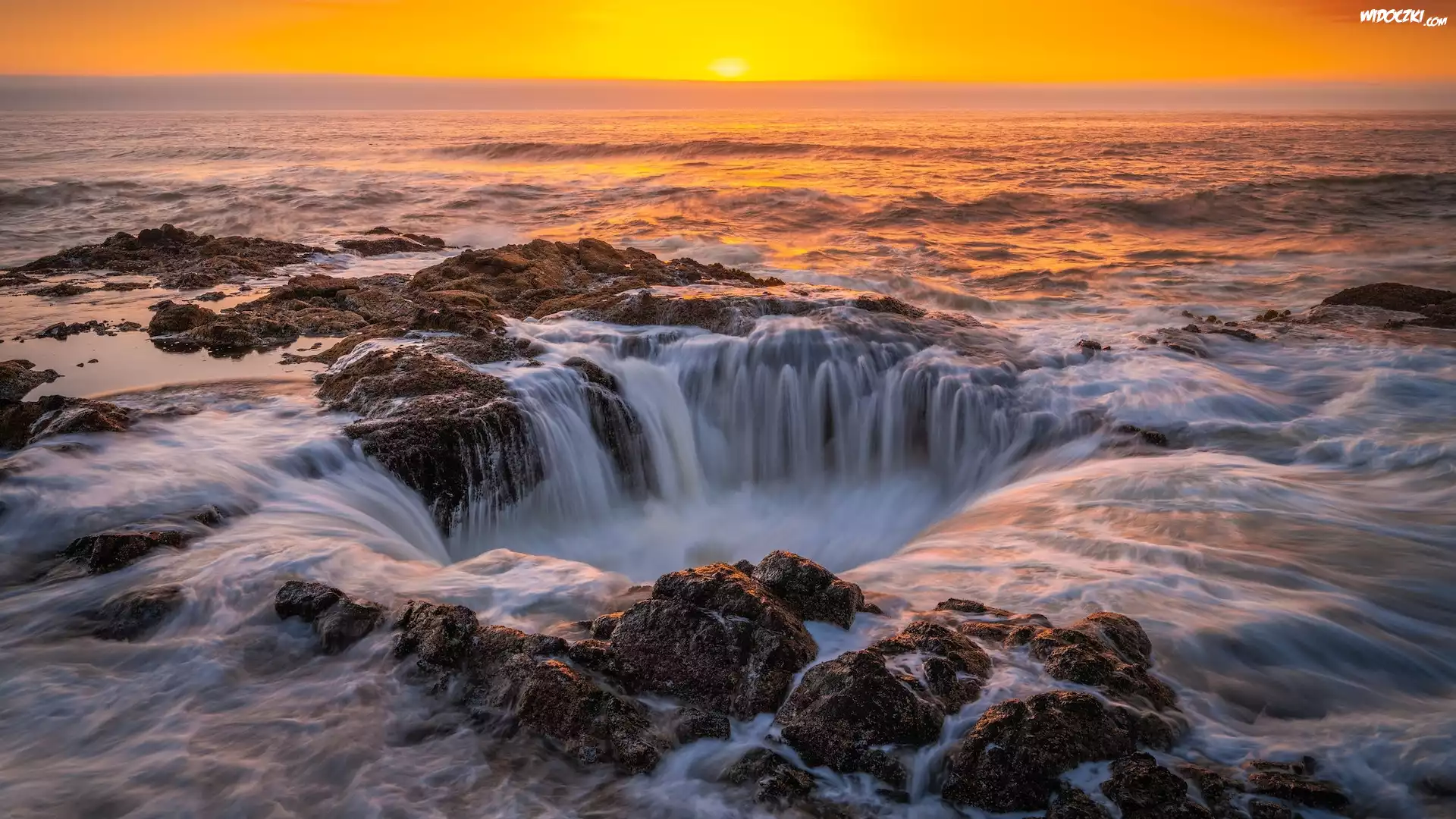 Zachód słońca, Morze, Skały, Thors Well, Wybrzeże, Cape Perpetua, Stan Oregon, Stany Zjednoczone