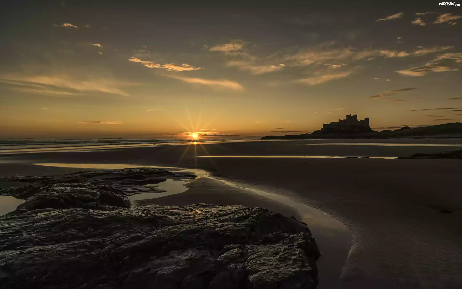 Anglia, Zamek Bamburgh, Plaża, Zachód Słońca, Morze Północne