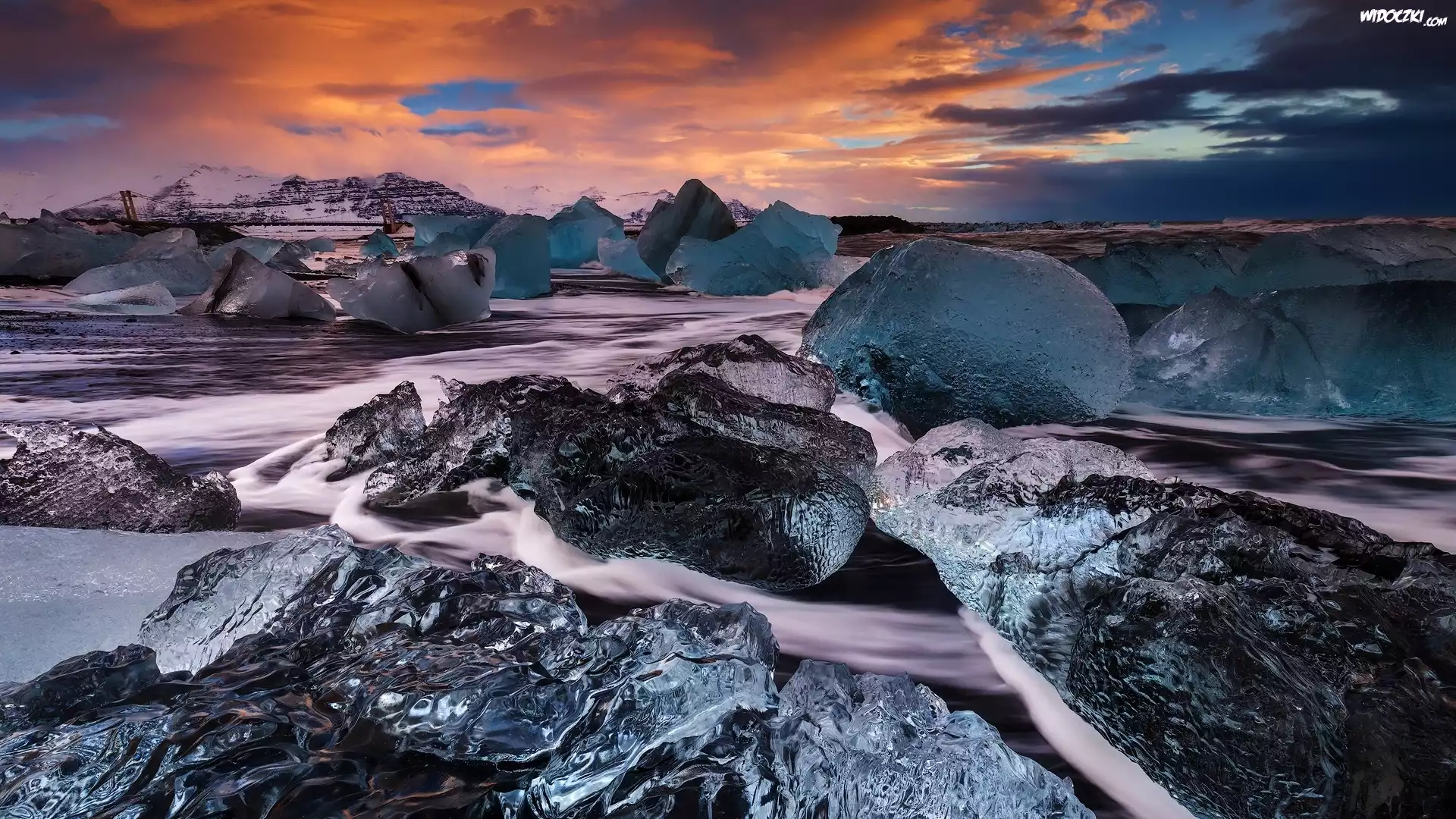 Islandia, Jezioro Jokulsarlon, Bryły, Lód, Góry, Zachód słońca, Zima
